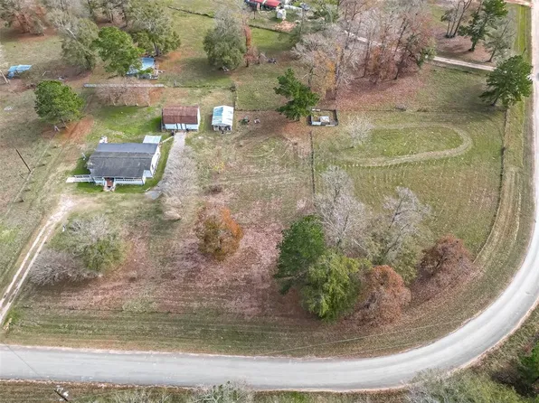 221 S Southwind Trail, Cleveland, TX 77328