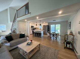 36 Swallow St, East Falmouth, MA 02536