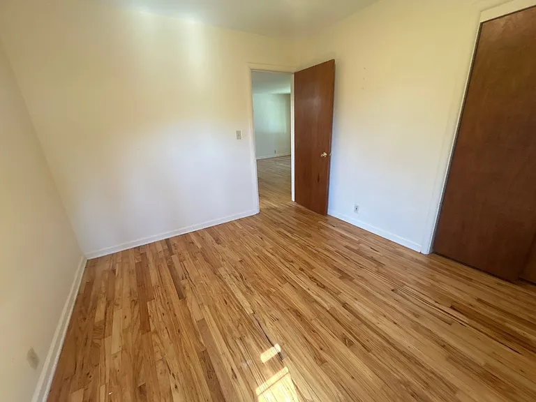3445 SE 3rd St #2 — Photo 6
