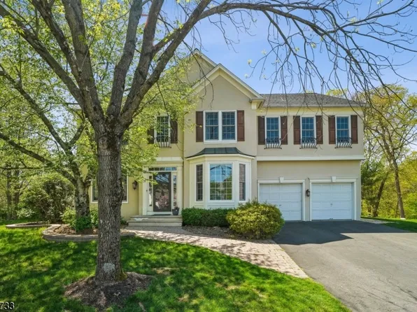 38 Revere Dr, Bedminster Twp., NJ 07921