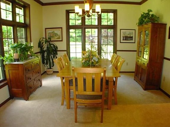 5th image of N2298 Alta Vista Dr