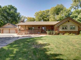 2321 N Cedar Crest Dr, Wichita, KS 67223