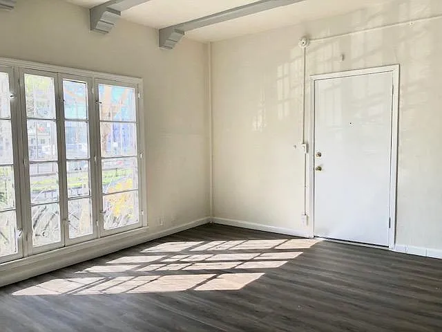 5623 Virginia Ave #101 — Photo 1