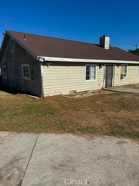 1st image of 2851 Armstrong Rd
