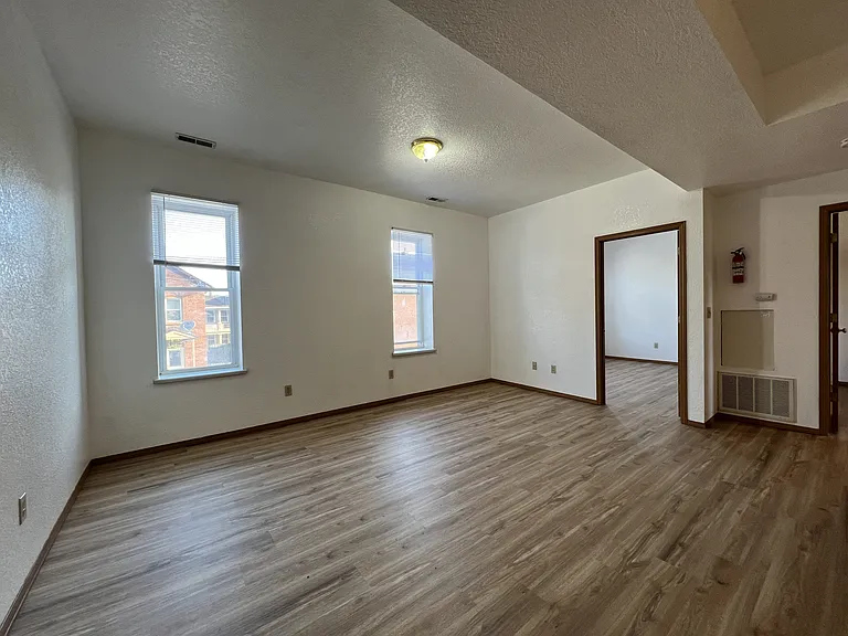 264 E 14th St #1/2 — Photo 3