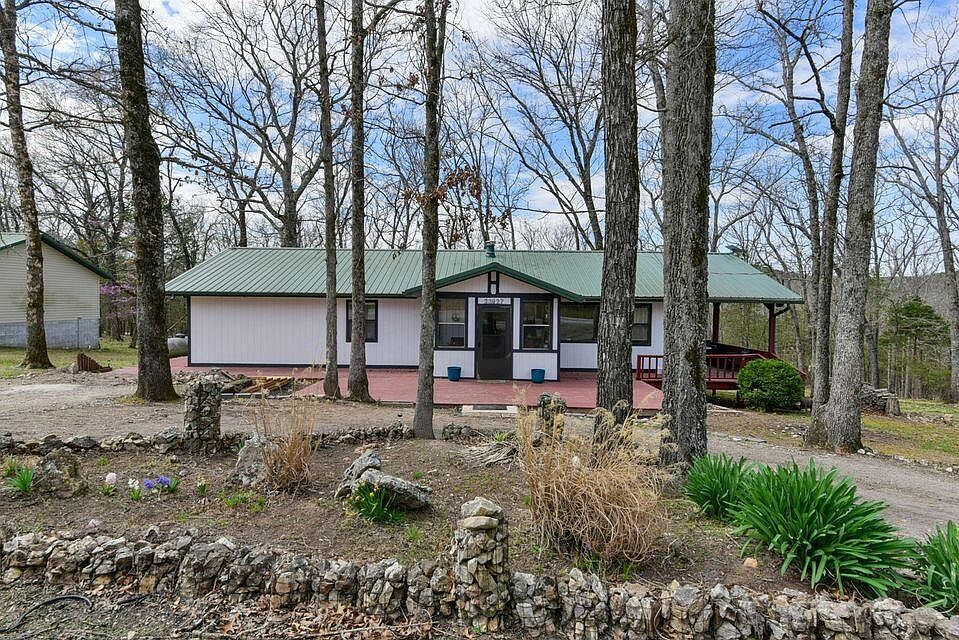 1st image of 23927 Robin Drive