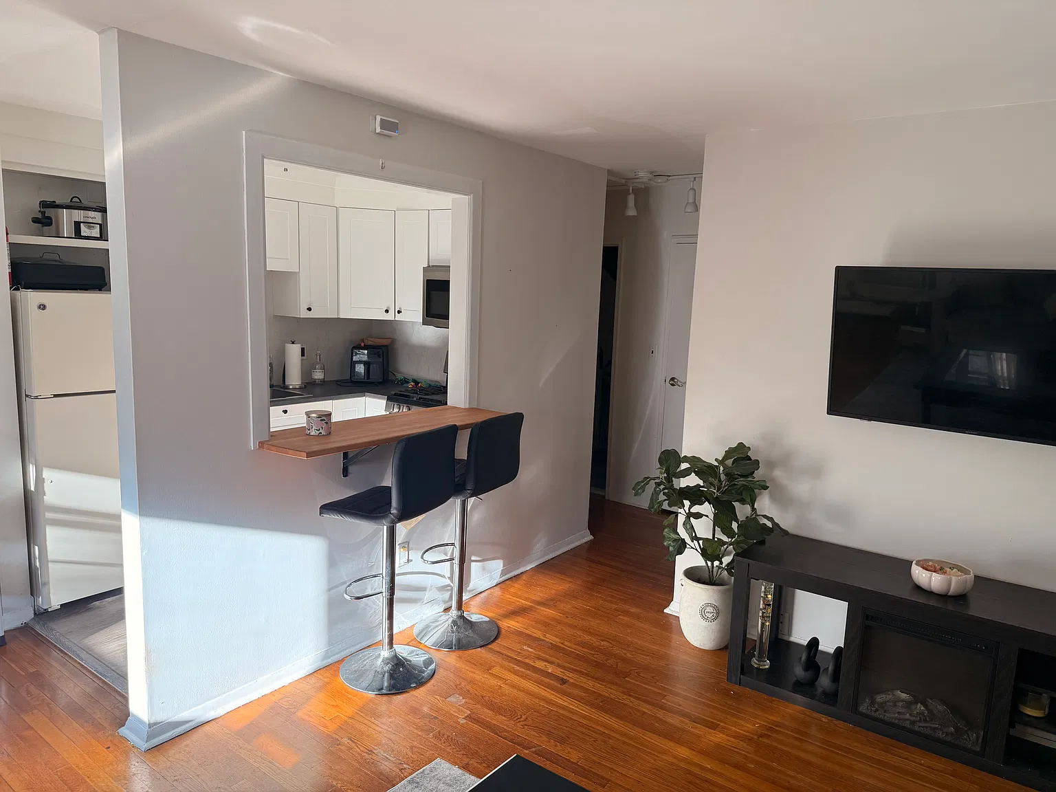 1 bed, 600 sqft, $2,300 — Photo 4