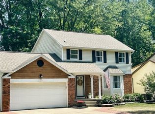 185 Greengage Cir, East Amherst, NY 14051