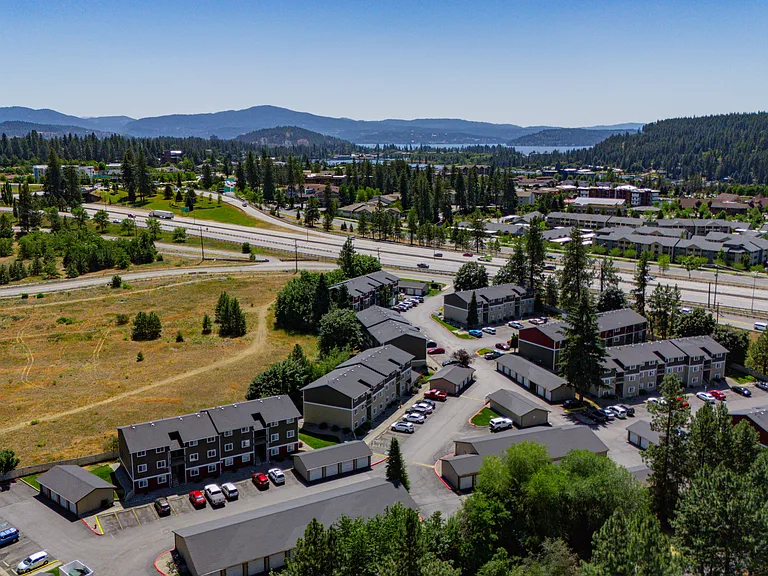 Fairwood — Photo 9