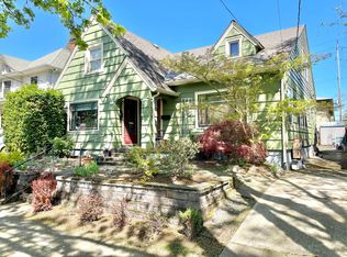 2305 NE Multnomah St, Portland, OR 97232