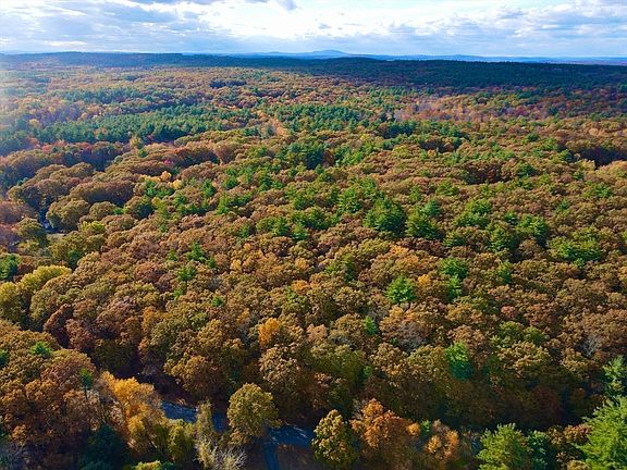 3rd image of 90 Corn Rd