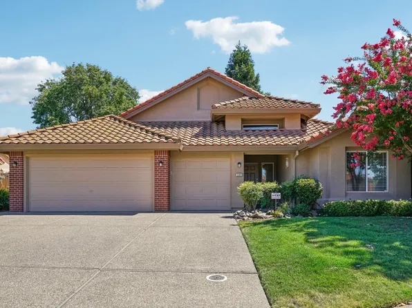 105 Traylen Ct, Folsom, CA 95630