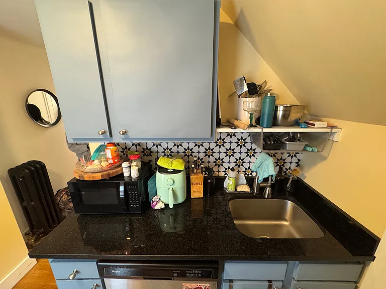 9 Blake St #6 — Photo 8