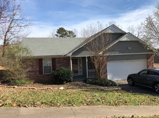12205 Cherry Laurel Dr, Little Rock, AR 72211