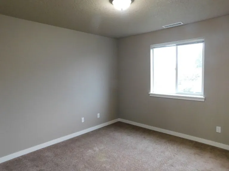 297 Helton Way SE — Photo 7