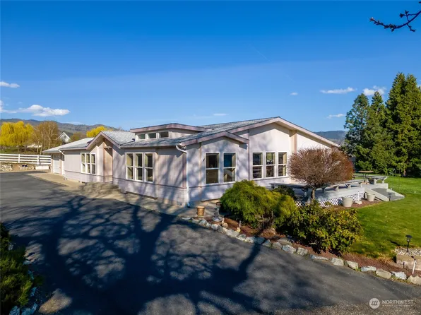 28 Stormy Vista Lane, Manson, WA 98831