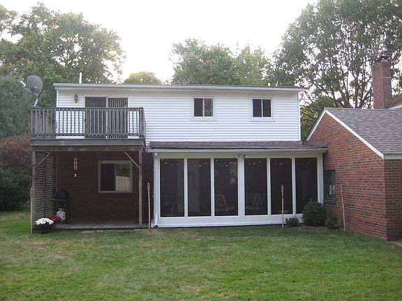 2nd image of 257 Greenwood Ave