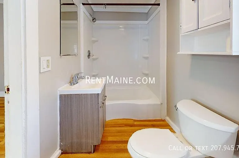 52 Hayes St #1 — Photo 10