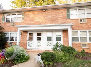 96 East Ave APT 2, Atlantic Highlands, NJ 07716