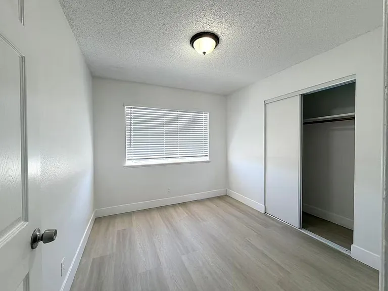 6508 Evergreen Ave — Photo 7