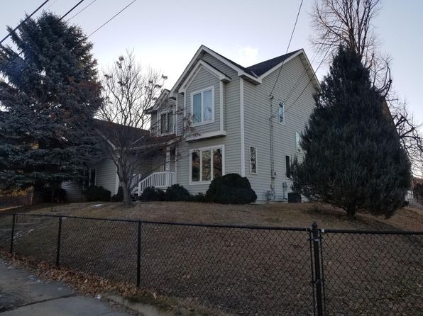 20 16th Ave NE