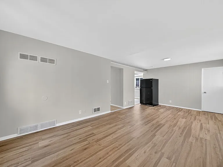 10772 Spring Garden Dr — Photo 10