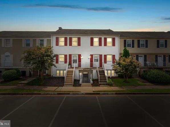 14409 Turin Ln, Centreville, VA 20121