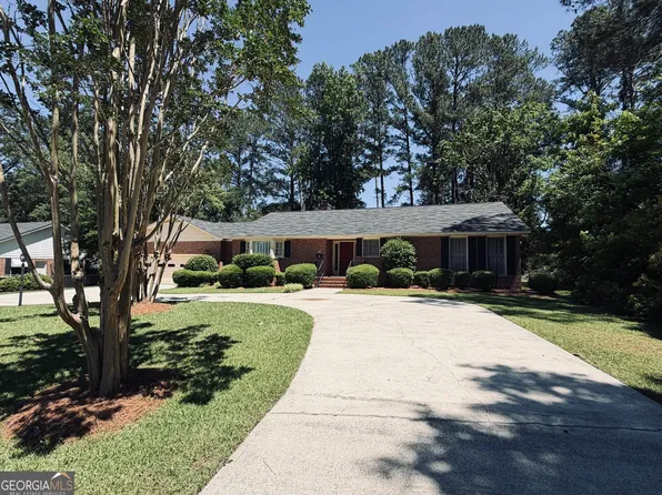 683 Chestnut Dr, Thomson, GA 30824