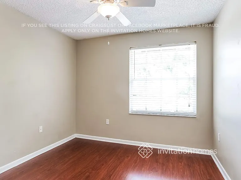 1218 Oakwater Dr — Photo 11