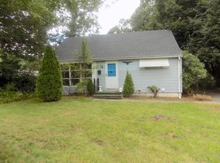 513 George Washington Rd, Enfield, CT 06082