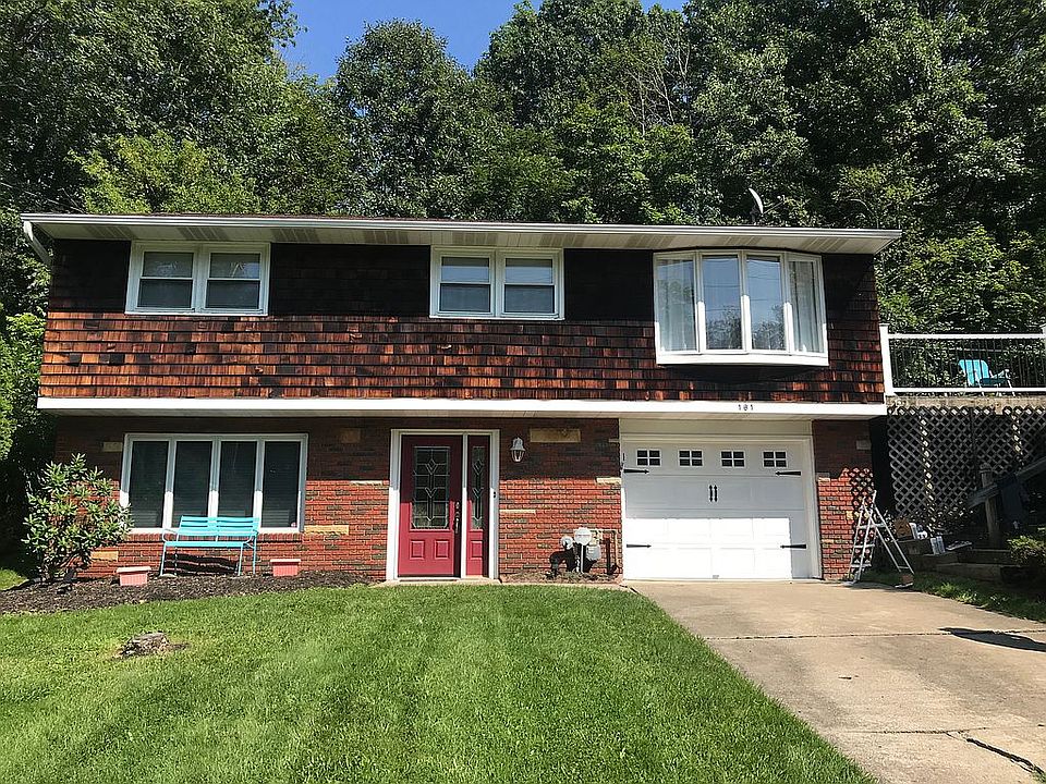 2nd image of 161 Mary St #1