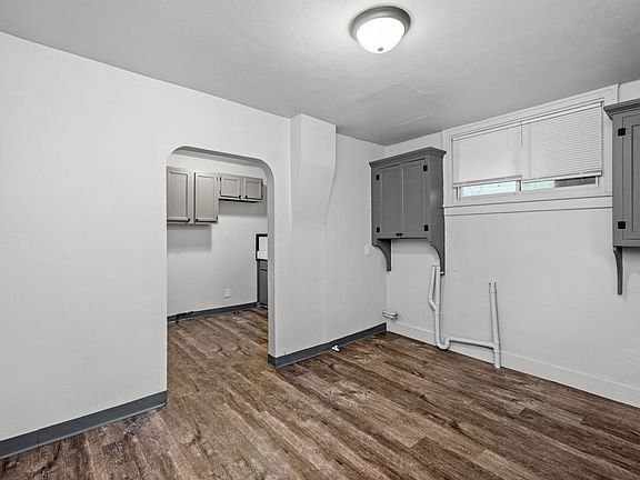 4th image of 2510 School St APT B