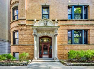519 W Surf St #1, Chicago, IL 60657