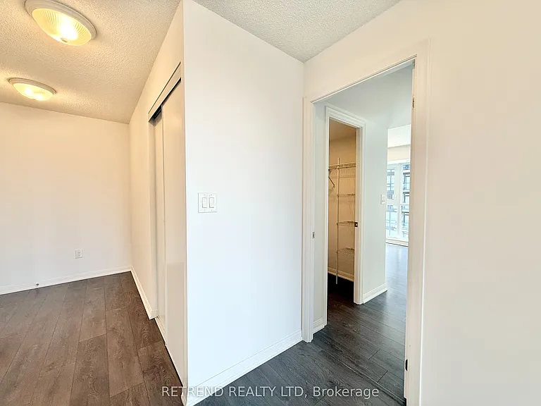 400 Adelaide St E #2204 — Photo 22