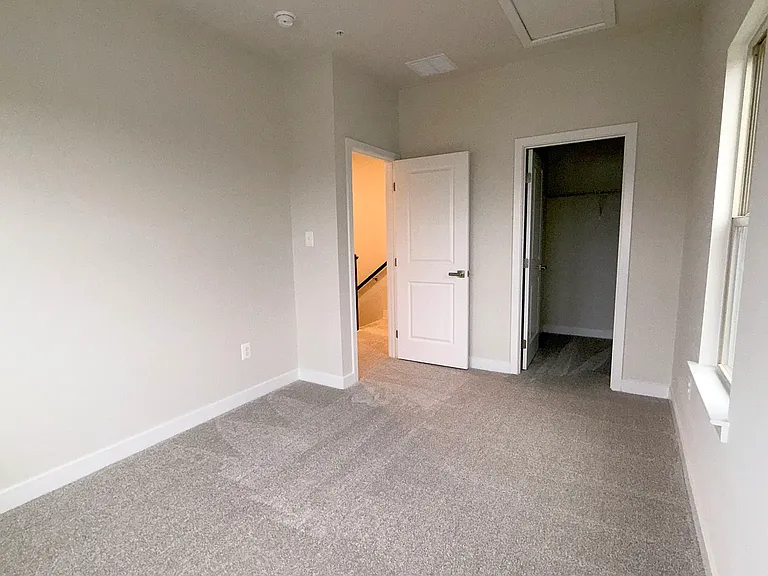 9651 Klamath Ct — Photo 5