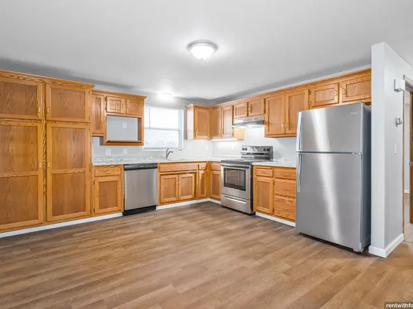 3835 E River Dr, Green Bay, WI 54301