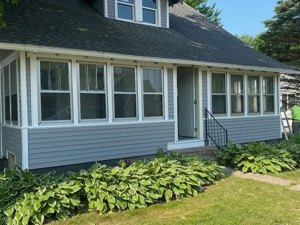 101 10th St, Clintonville, WI 54929