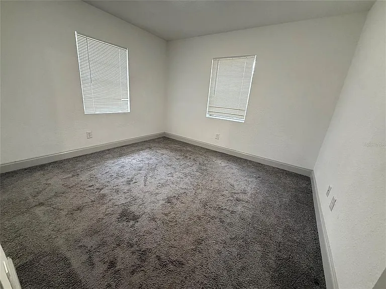 13 Volusia Dr — Photo 5