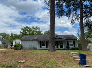 129 Cleveland Ave SW, Camden, AR 71701