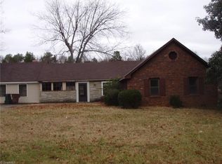1407 Alamance Church Rd, Greensboro, NC 27406