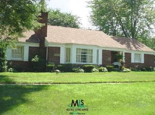 18231 N Magnolia Ave, Southfield, MI