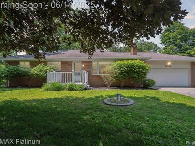 2091 Oak Grove Rd, Howell, MI, 48855