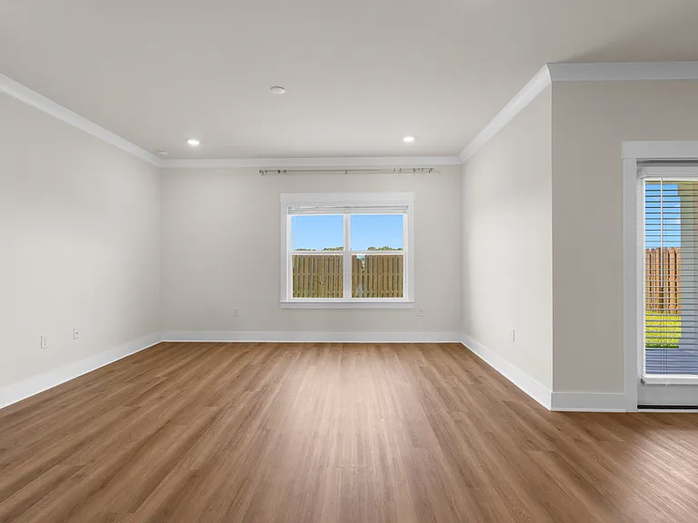 1009 Hayward Loop — Photo 19