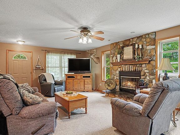 3rd image of 4073 Bernthal Rd