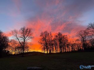 7200 Warrenton Rd, Guntersville, AL 35976