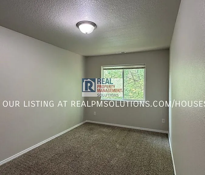 1851 SE Centurion Way — Photo 89