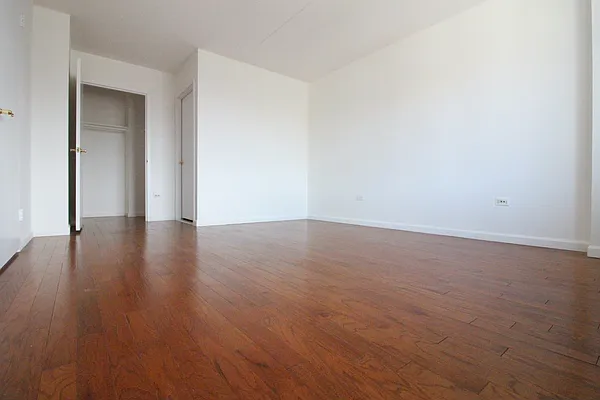 Rented by Corcoran | media 12