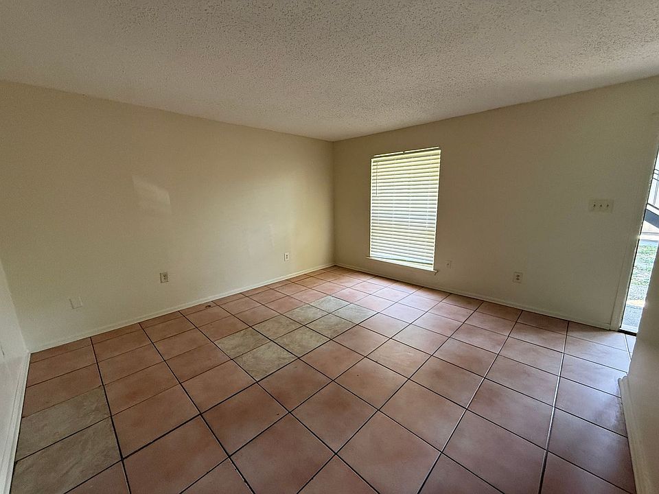 1st image of 1408 Jade Ave #D