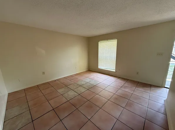 G 1408 Jade Ave