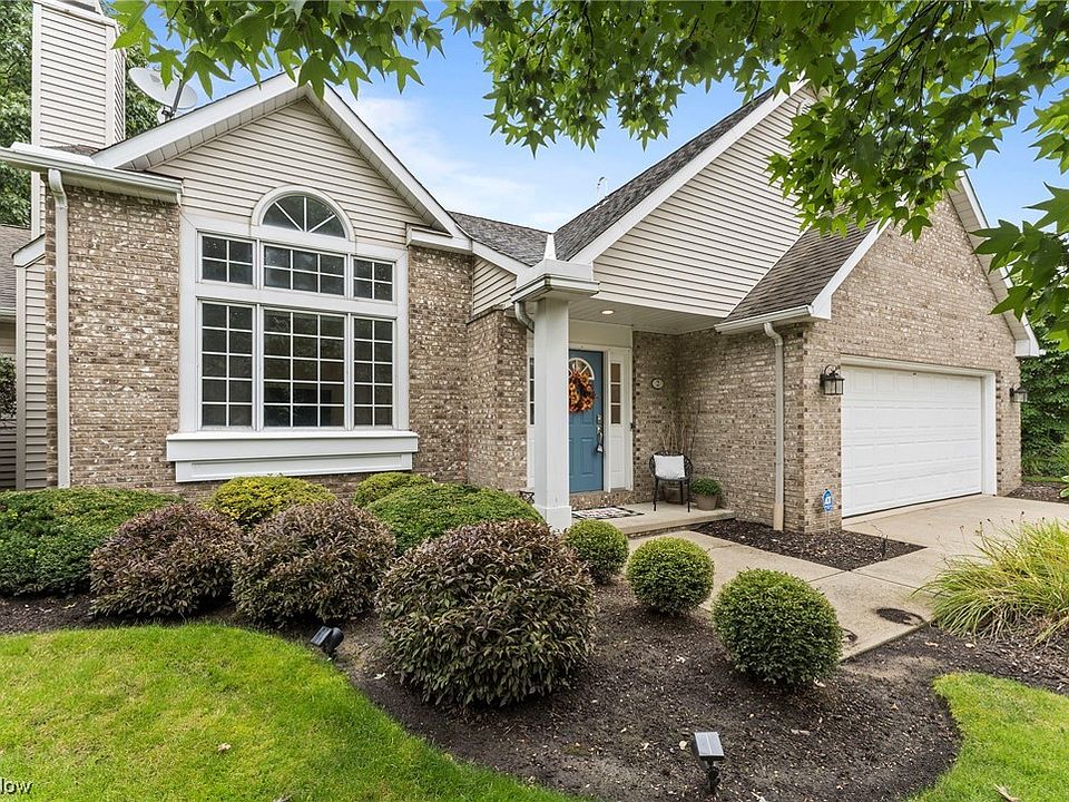 1st image of 2 Wenden Ct